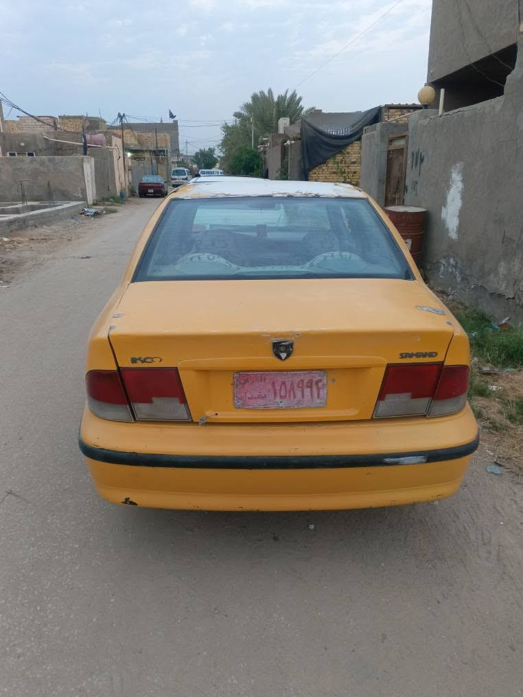 سمند 11سيارة جاهزة مكينة كير تايرات باتري درايمات السعر 10 ورقات وبيهة شئ بصيط النجف, العراق
