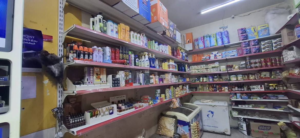 اسلام عليكم اسواق للبيع مكان حي الجهاد شارع عام سبب البع عدم التفرغ   علمن السواق ماكو اي  اسواق قريبه عليك يرادله مسواك شويه اي استفسار هاتف***********  بي وتساب
