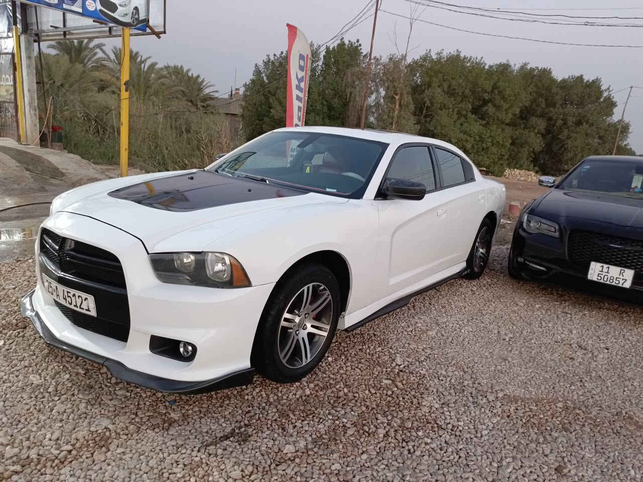 السلام عليكم جارجر 11فول 1علئ1 بيها منضومت غاز  بيها ضعف بل تور باين مكينه 3600برغي ما مفتوح بيها اكسن جديد  حداديه جديده بسمي مداور وين ما تريد سنويه ال2031هزه جديده مكاني ديوانيه ***********
