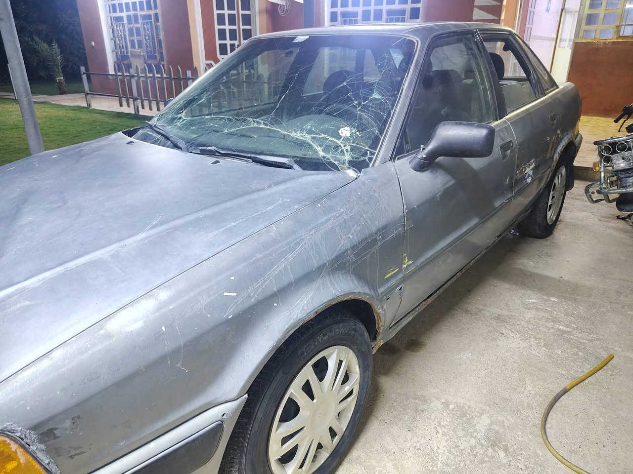 اودي للبيع موديل 93 محرك 0.8 رقم كربلاء مشروع وطني سنويه عظم 22 تحويلها بل موصل كابون بيها جام كهرب 
شرط التحويل السعر 12 وبيها مجال. العنوان موصل سدبادوش خاص ماجوب اتصل ***********
