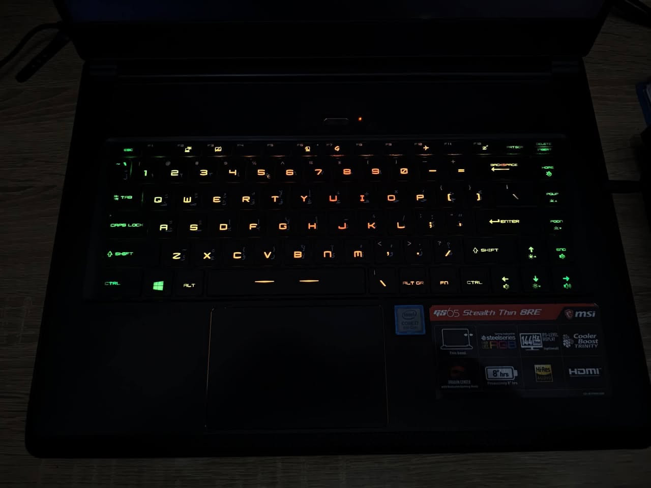 سلام عليكم
لابتوب msi 

معالج i7 - 8th h  

كرت شاشة 1060 gtx 6gb 

رام 16 gb ddr4 

تخزين nvme 512 جيجا 

حالة اللابتوب بالصور نظيفة جدا  حتى تنظيف ما تحتاج 
عارضها ب ٦٠٠ قفل قفل قفل  جوة ال ٦٠٠ لا تراسلني الي تعجبه يرسلني واتساب *********** ملحقاتها جنطة و شاحنة و ماوس

نص مكتوب في الصور:
- About Installed RAM 16.0 GB Speed: 2667 MHz Processor Intel(R) Core(TM) i7-8750H CPU @ 2.20GHz 2.20 GHz Graphics Card 6 GB Multiple GPUs installed Storage 477 GB 242 GB of 477 GB used DESKTOP-MKDM4QL GS65 Stealth Thin 8RE Rename this PC Copy Device Specifications Device Name DESKTOP-MKDM4QL Processor Intel(R) Core(TM) i7-8750H CPU @ 2.20GHz 2.20 GHz Installed RAM 16.0 GB (15.8 GB usable) Graphics Card NVIDIA GeForce GTX 1060 (6 GB), Intel(R) UHD Graphics 630 (128 MB) Storage 477 GB NVMe PC401 NVMe SK hy Device ID 752F0736-A56B-4F02-87A8-F7CF6704CA2D Product ID 00325-81085-78472-AAOEM System Type 64-bit operating system, x64-based processor Pen and touch No pen or touch input is available for this display Frequently asked questions How does having 16 GB or more of RAM impact my PC's performance? Can I run modern applications smoothly with this RAM capacity?