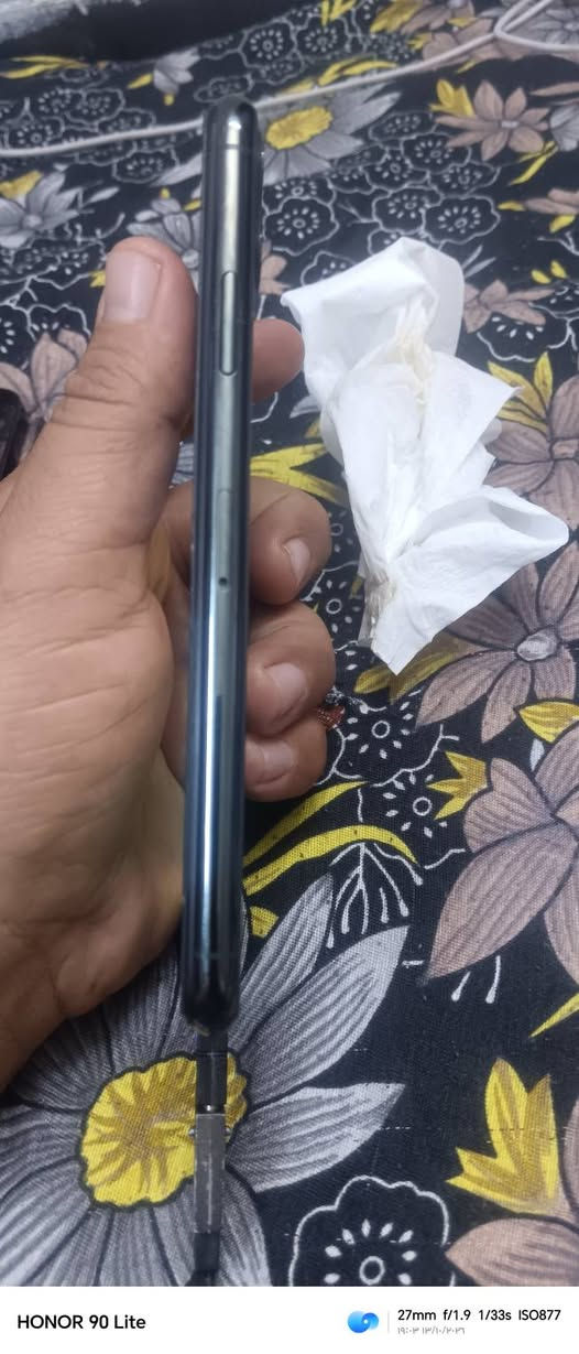 ايفون 11 برو ماكس • ٢٥٦ • مقفل mdm