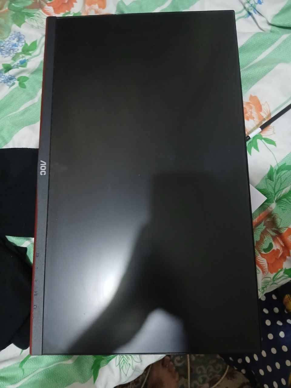 شاشة aoc مواصفات مذكورة بالصوره
165 hz
1920×1080p
24 inch
VA panal
 اخذتها من العالميه 
محلقات كامله مع كيبل hdmi و dp
للاستفسار المراسله على الواتساب 
*********** حلة, بابل
