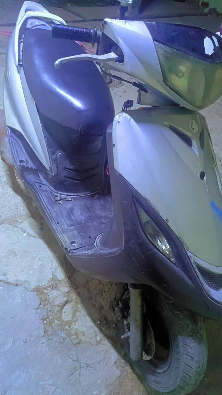 سلام عليكم ماكس 140ومحركه نضيف دبلات شغاله ونضيفه كلش الدراجه عطله بس البوشه ابيع كوم
حديد السعر 250وبيه مجال قليل مكاني التاجي ابو عضام الاستفسار *********** بي واتساب
