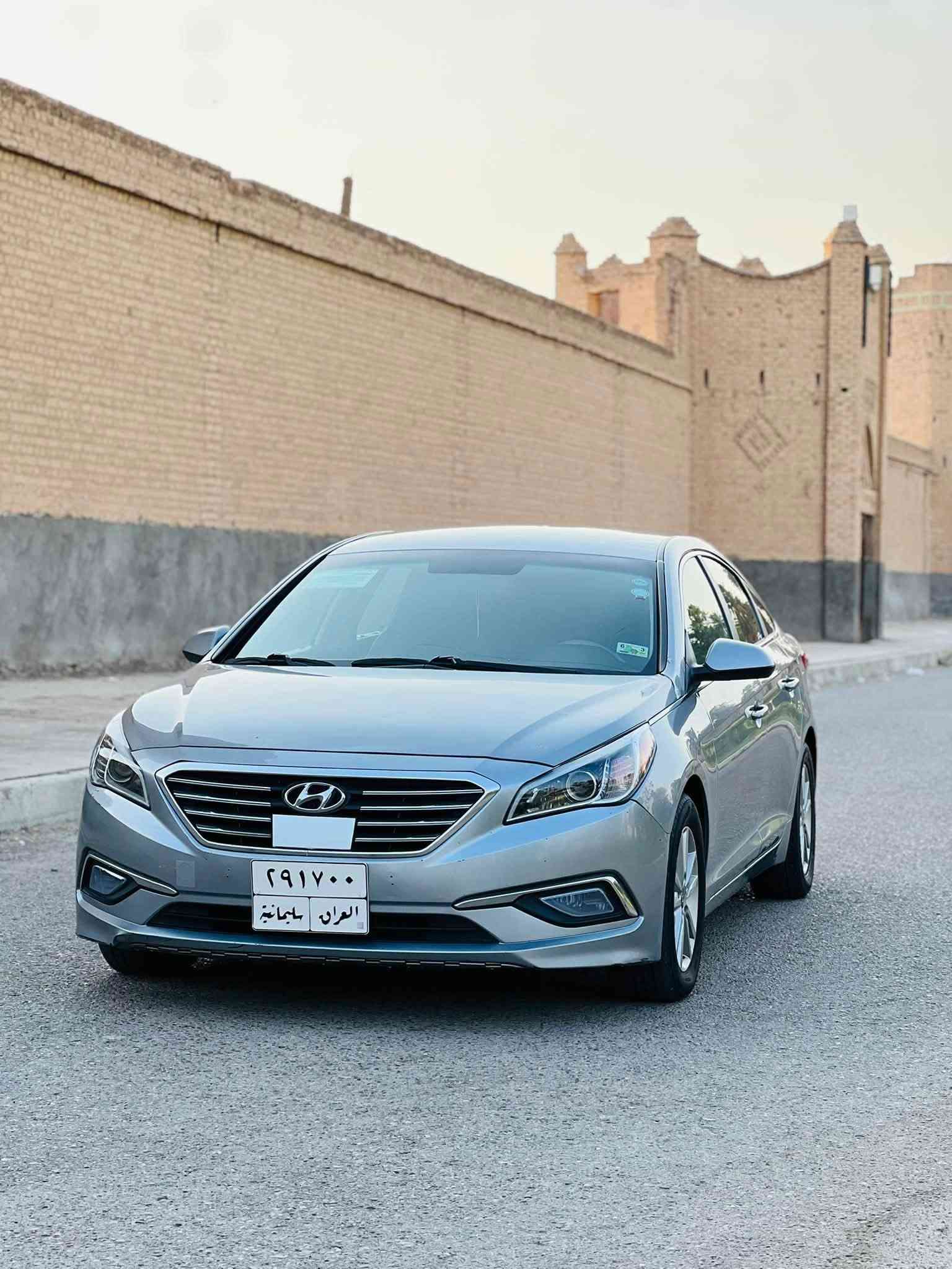 سوناتا موديل 2017 بسعر مناسب رقم سليمانيه مداور او وكاله
وارد أمريكي  السياره جديده وما بيه نقص جاهزه من حداديه تخم تاير كير مكينه تبريد

حادثه تلاث قطع بدون اي داخل بدوان اي تبديل السياره كله ليبل واحد 

المواصفات 
تحكمات استيرن 
 كشافات 
لايت زنون 
تلاث انضمة قياده 
ايكو 
اسبورت 
عادي 
كأمره خلفيه 
حساسات 
وباقي المواصفات معروفه 

السعر103وبيه  مجال بسيط 

مكاني بابل  الحمزه الغربي

للاستفسار اتصل على هاذا الرقم 
***********
