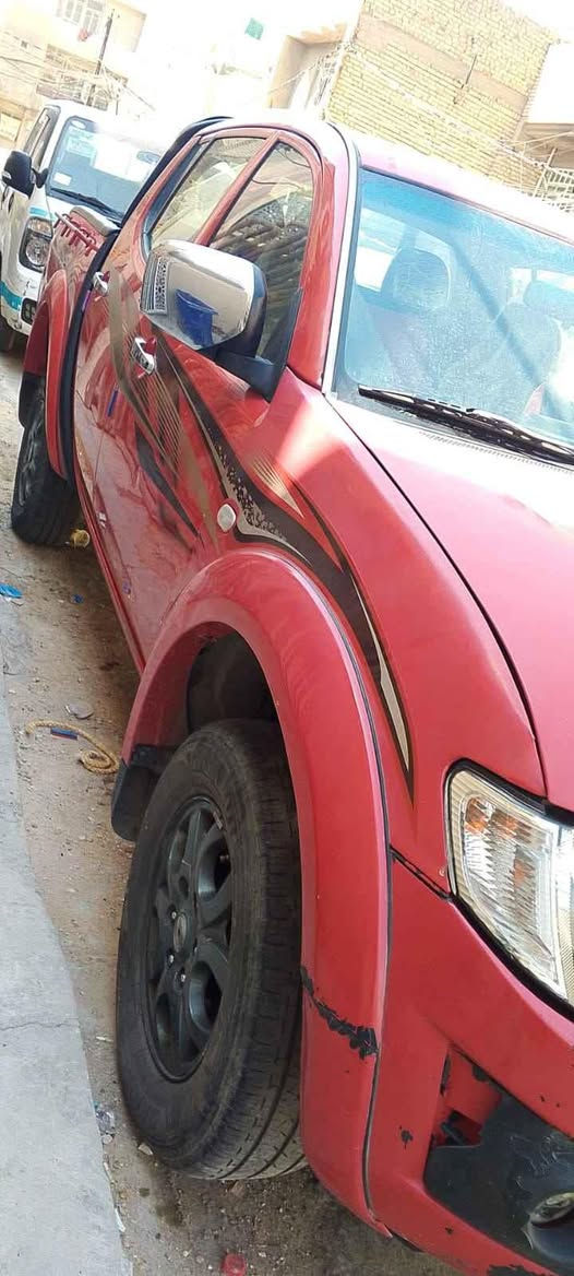 السلام عليكم بيكم ميستبوشي موديل 2015 تو كير
كير عادي
سيارة مكفولة من صبغ و ضربة تبريد شغال سيارة بنزين مكان السياره بغداد البلديات تقاطع الكهرباء
السعر 120 ورقة 
*********** بغداد, العراق
