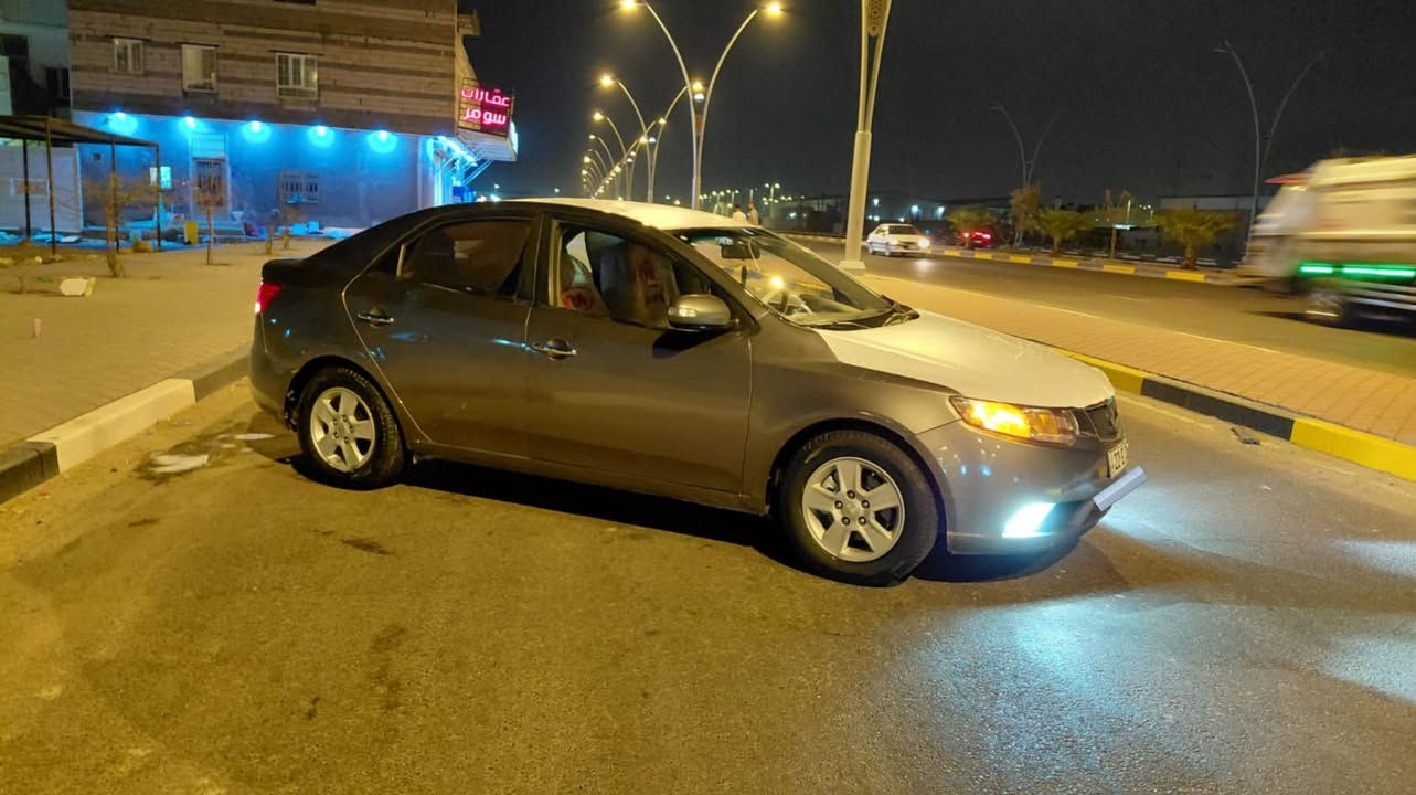 السلام عليكم
سيراتو موديل ٢٠١٣ بانزين 
ادوات كصه جنطه متومه ارقام وسنويه شمالي انكليزي
سياره دخول جديد جاهزه ع اخر حبايه 
كير مكينه حداديه تبريد كفاله 
مكاني البصره السعر والاستفسار متواجد ***********
غير متواجد ع المازنجر فقط شريحه و واتساب
