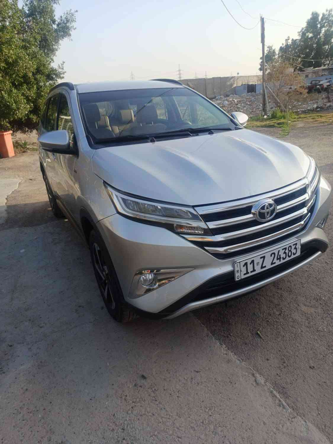 تويوتا روش TOYOTA0💯بيع ومراوس مراوس 
موديل 2023
المواصفات: خليجي 
 
السيارة 7راكب مريحة 
تحكم استيرن
بصمة تشغيل 
نظام اقتصادي الوقود ECO💯
نظام مانع انزلاق ABS
نظام الثبات الإلكتروني ESP
كير اوتوماتيك
دشبول خياط
داخل لونين
تبريد خلفي منفصل

سبعة راكب
ستة ايرباك
حساس خلفي
اشارة بالمري
لد نهاري
لايت زنون(عالي+ناصي) LED
بك لايت LED
بك لايت ضبابي
خمسة ويل 
مدخل
‏BLUETOOTH 

 سياره مال جناي
ماشييه 24

الاتصال***********
او المراسله خاص
