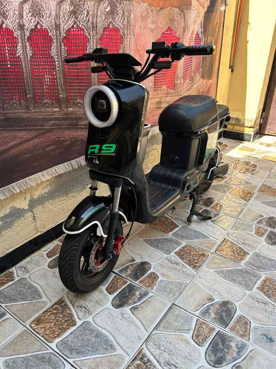 للبيع R9 كامله من كلشي سعر 350 الاستفسار ***********
