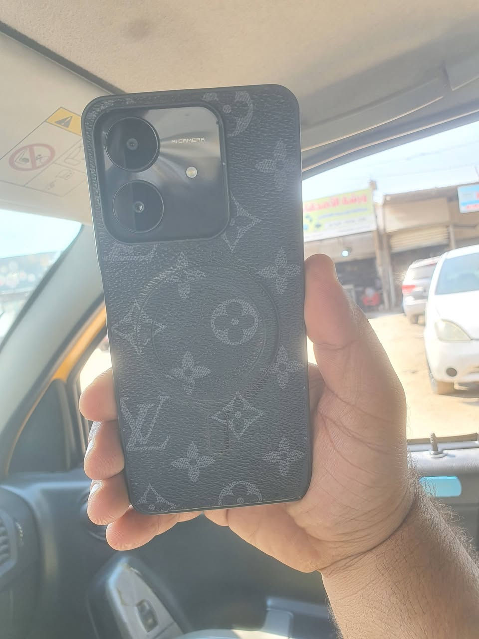 للبيع موبايل ريلمي realme Note 60x جهاز جديد استعمال شي قليل لا مفتوح ولا مبدل بي شي بدون ملحقات سعرة 100
عنواني ديوانية 
رقم الهاتف / ***********
