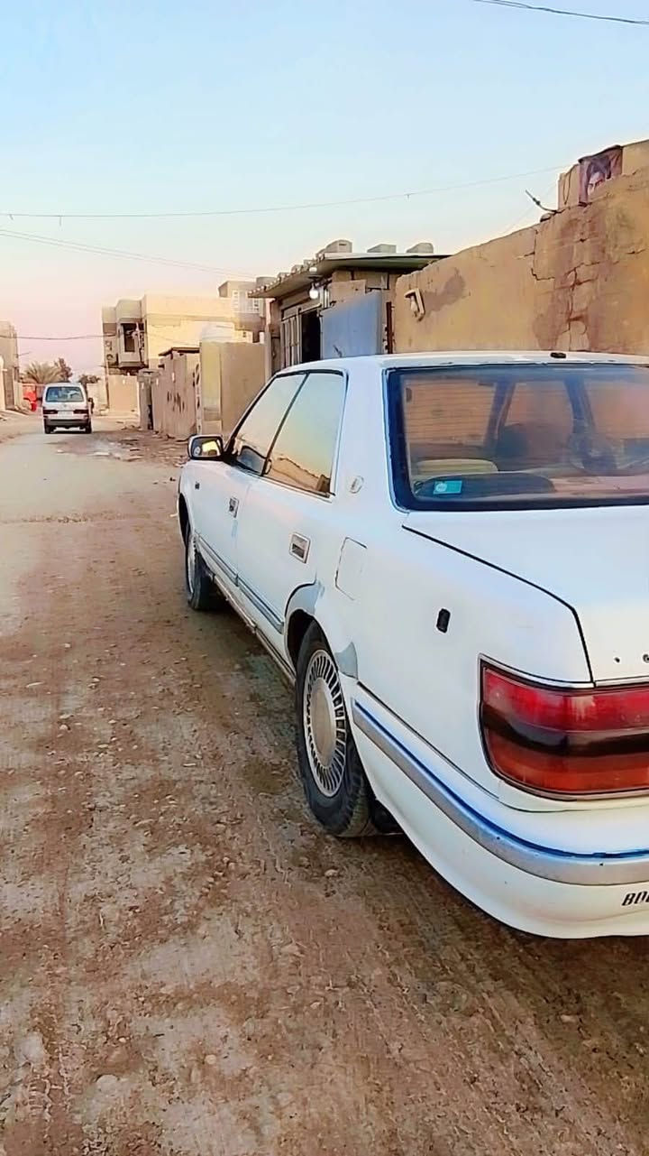 سلام عليكم هارتوب للبيع مديل 90 كير ومكينة جديد مابيها ضربة بس معجون شوية مبين عندك بل تصوير سنوية بسمي رقمهابصرة انكليزي 
مكاني بغداد العبيدي الاستفسار ***********

