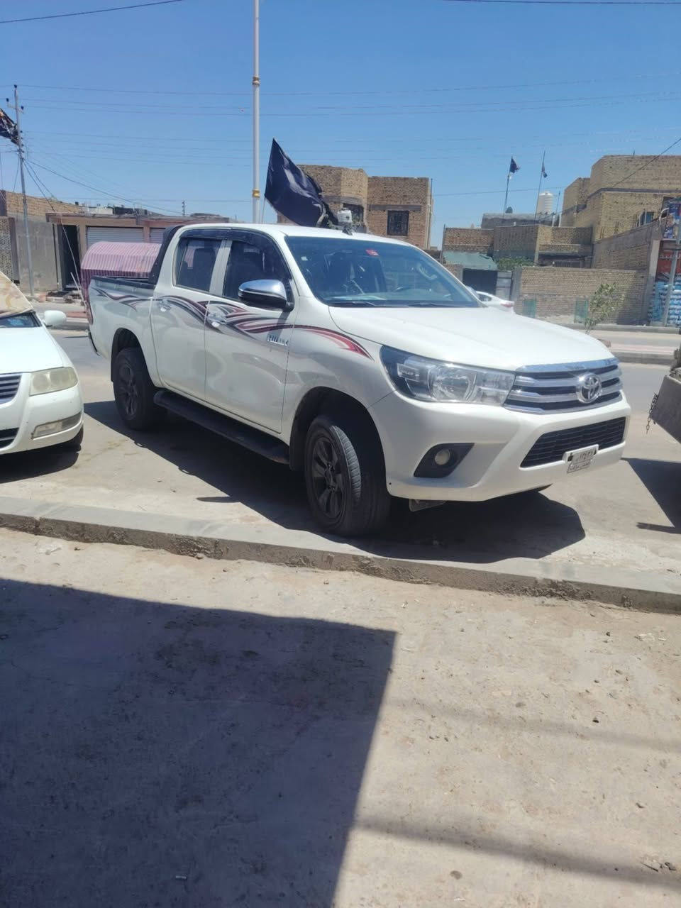 بيكم فور ويل هايلوكس 2022 فئه سلوكي
مكينه كاز ببها تبخير بس من مكينه كير عادي 
فحص موقت تترقم بسم المشتري مباشر 
ماشيه 81 حقيقي 
مكان الناصريه مركز سعره 175 والترقيم عليه 

سونار مرفق وبيها تعديل مقدمة الشاصي بدون كص

***********
