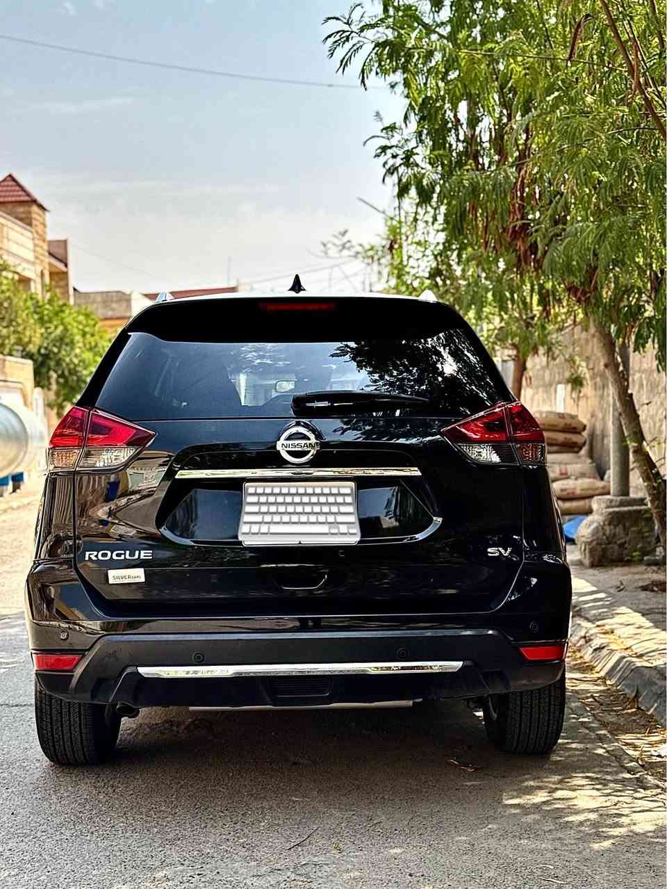 Nissan roge 2020
SV
ماشي ٦١ الف
سياره بدون ارباك بشرط
جاملغ و باب مصبوغ 
بجم كبس 
سعر ١٤٥$ و مجال

تةنها دوو بارجةى صبوغه بيشى كةبسه ارباك بةشةرت
شوين هةولير 
واتساب / *********** أربيل, العراق
