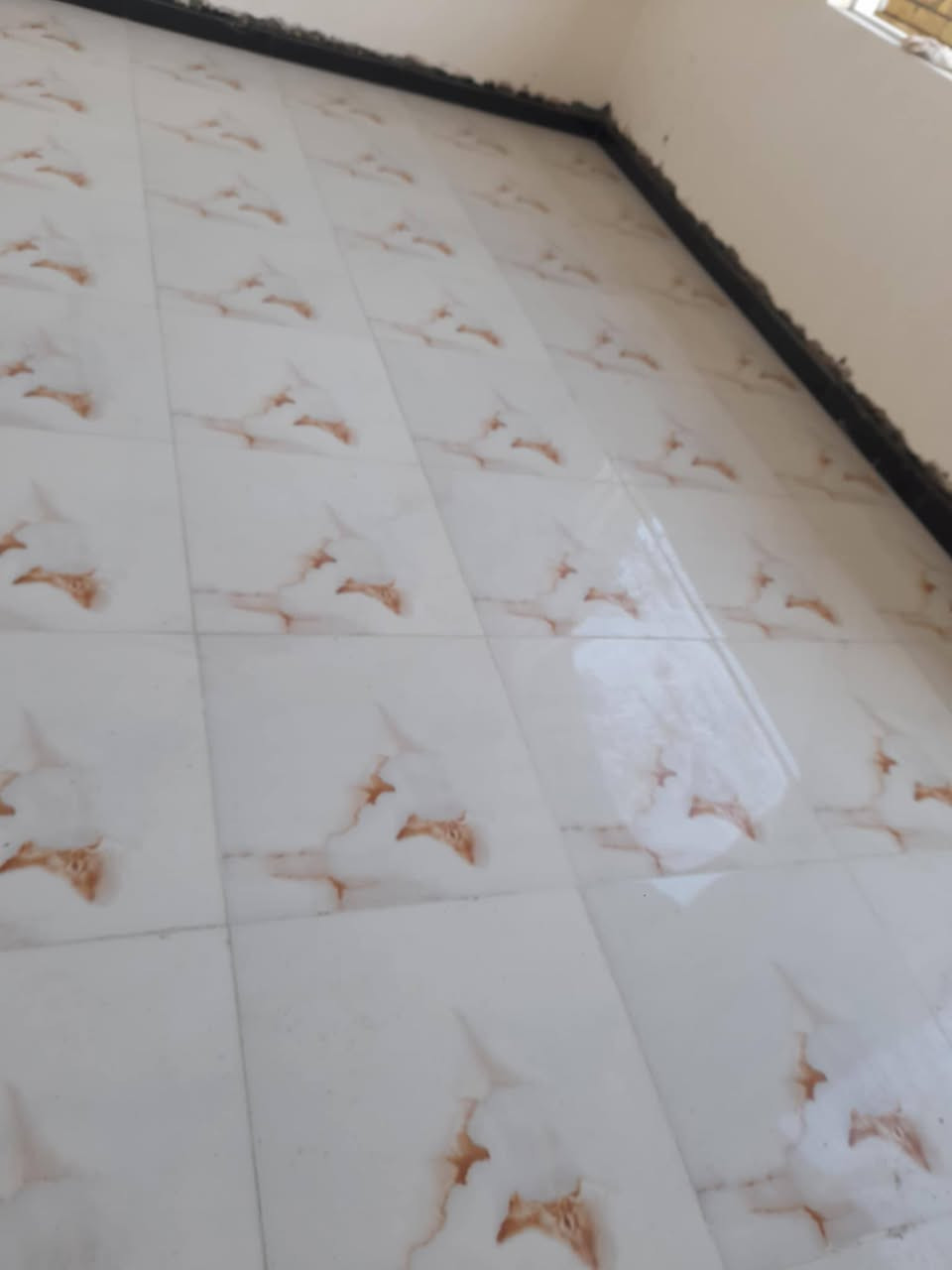 شغلنه أرضيات بايات سيراميك متواجد كربلاء وطوريج ***********
