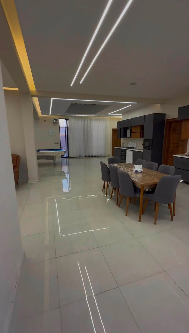مزرعه في بغداد الدوره البعيثه مزرعه جديده VIP 🫐🩵💙
مسبحين داخلي وخارجي موثقه في تطبيق اجرلي للحجز والاستفسار 
***********
