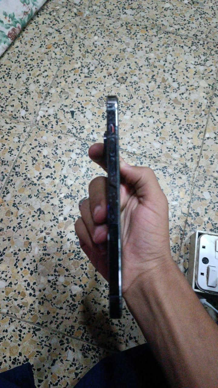 سلام عليكم 14 بروه ماكس بطاريه 84بلاد ذاكه 256 كامل ملحقات نضافه فول الجهاز وتر بروه ناصرية مركز سعر 925وبيه مجال ***********0
