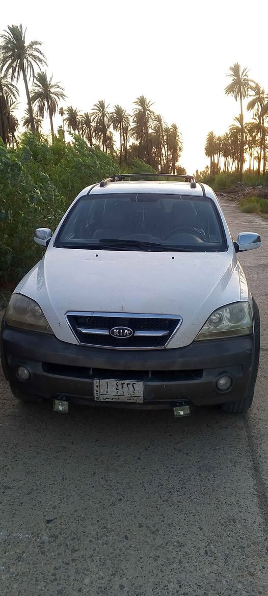 كيه سورنتو 2008 مكفوله من التبديل بيه شويه تصليح ورشات  بسمي سعر 75 وبيه مجال حداديه ودبلات جديده تايرات جدد مكينه هيه وتفرعاته توني شاده مال جناي *********** ناصرية, ذي قار
