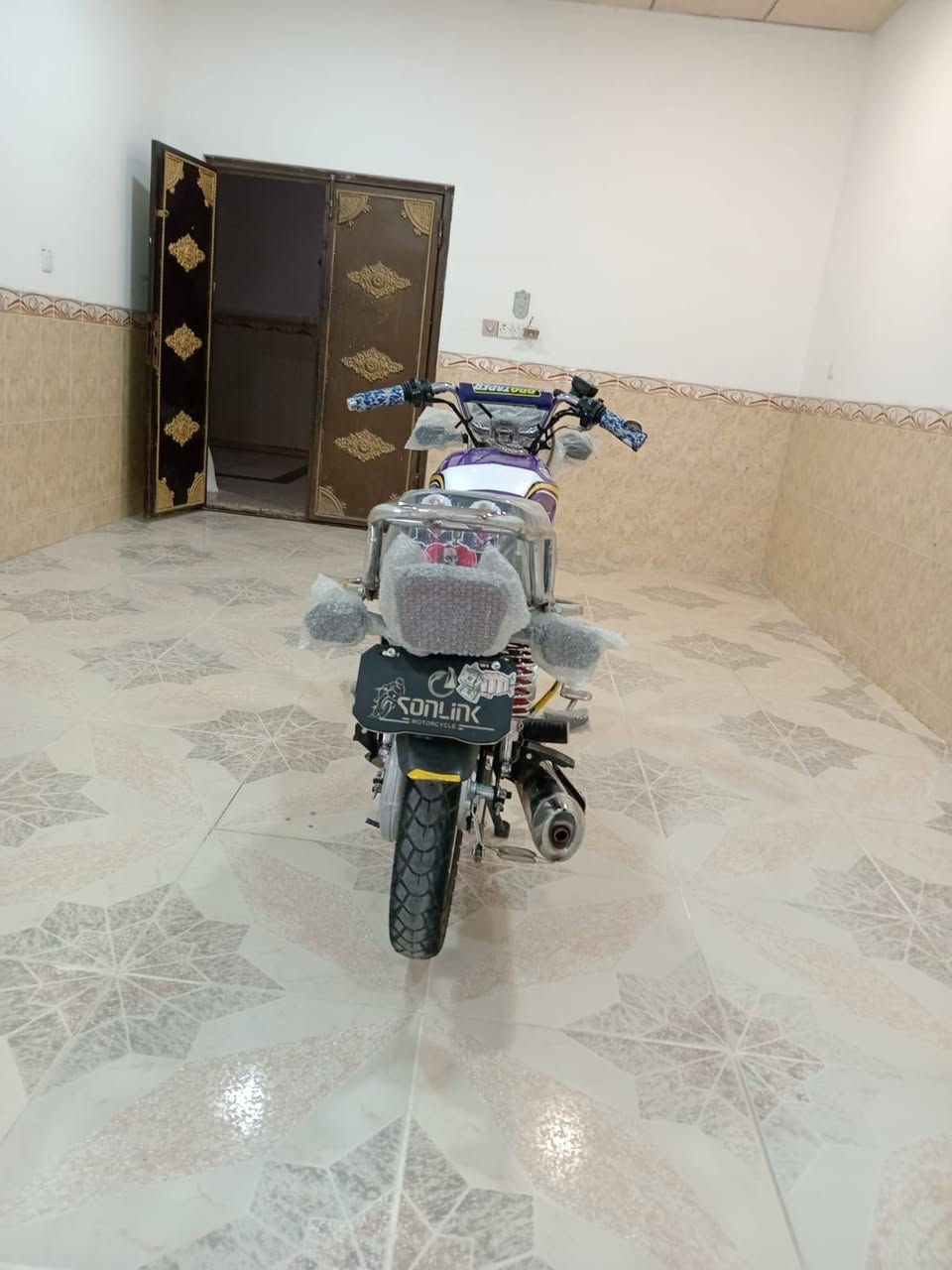 سلام عليكم تايكر للبيع
مديل 2025  5كير كله شغال شاشه شغاله 
محرك شرط صبانه ماممدوده علي مكفول كفاله عامه 
السعر 700 مكان تكريت ***********
