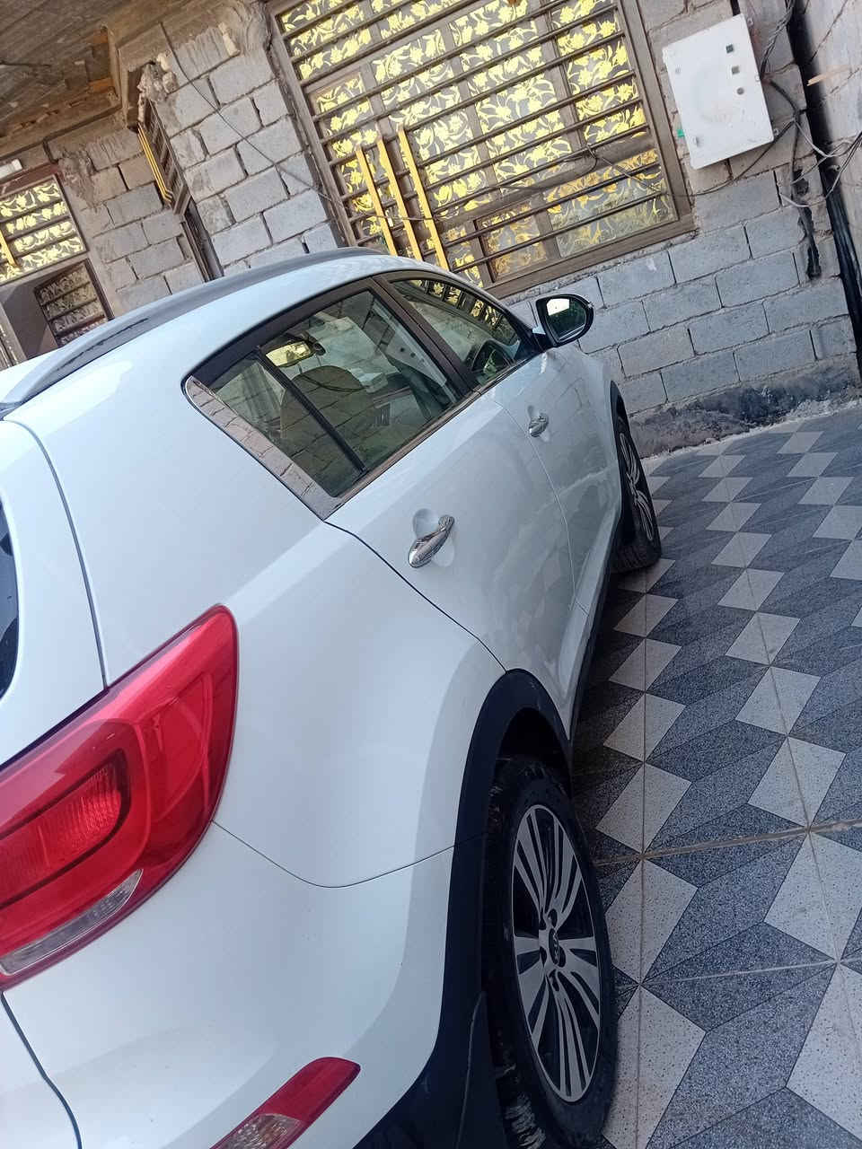 بيع سريع
سبورتج٢٠١٦ خليجي مكفوله من الصبغ والتبديل 

محرك 2000 دوش

تخم تاير كير محرك كفاله 

منضومه تبريد جديده 

ماشيه ١٣٥

السعر ١٥٤ وبيهه مجال قليل 

للاستفسار الاتصال على الارقام 

***********
