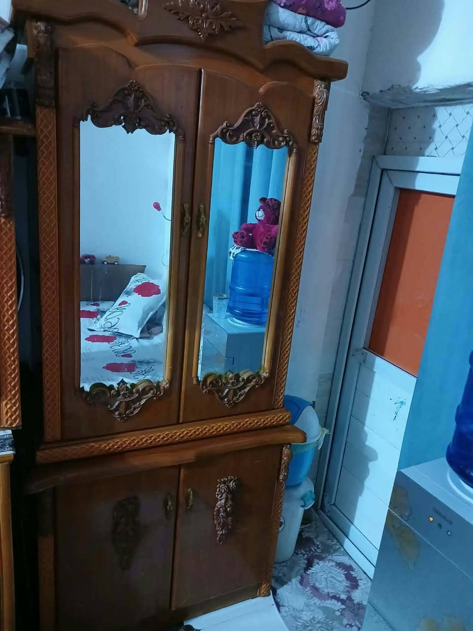 غرفه نوم صاج للبيع نضيفه سعره 600 قفل قفل قفل مكان سوك الشيوخ كرمه بني سعيد شراي يتفضل خاص
