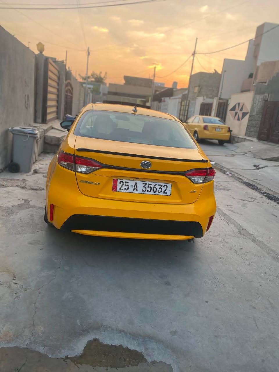 كورلا موديل ٢٢
ضرر بس بونيد مبدل بدون دواخل
 ايرباكات سليمه 
منظومة غاز 
بطاقة بانزين 
مواصفات LE
سنوية نهاية ٢٠٢٨
للاستفسار ***********
