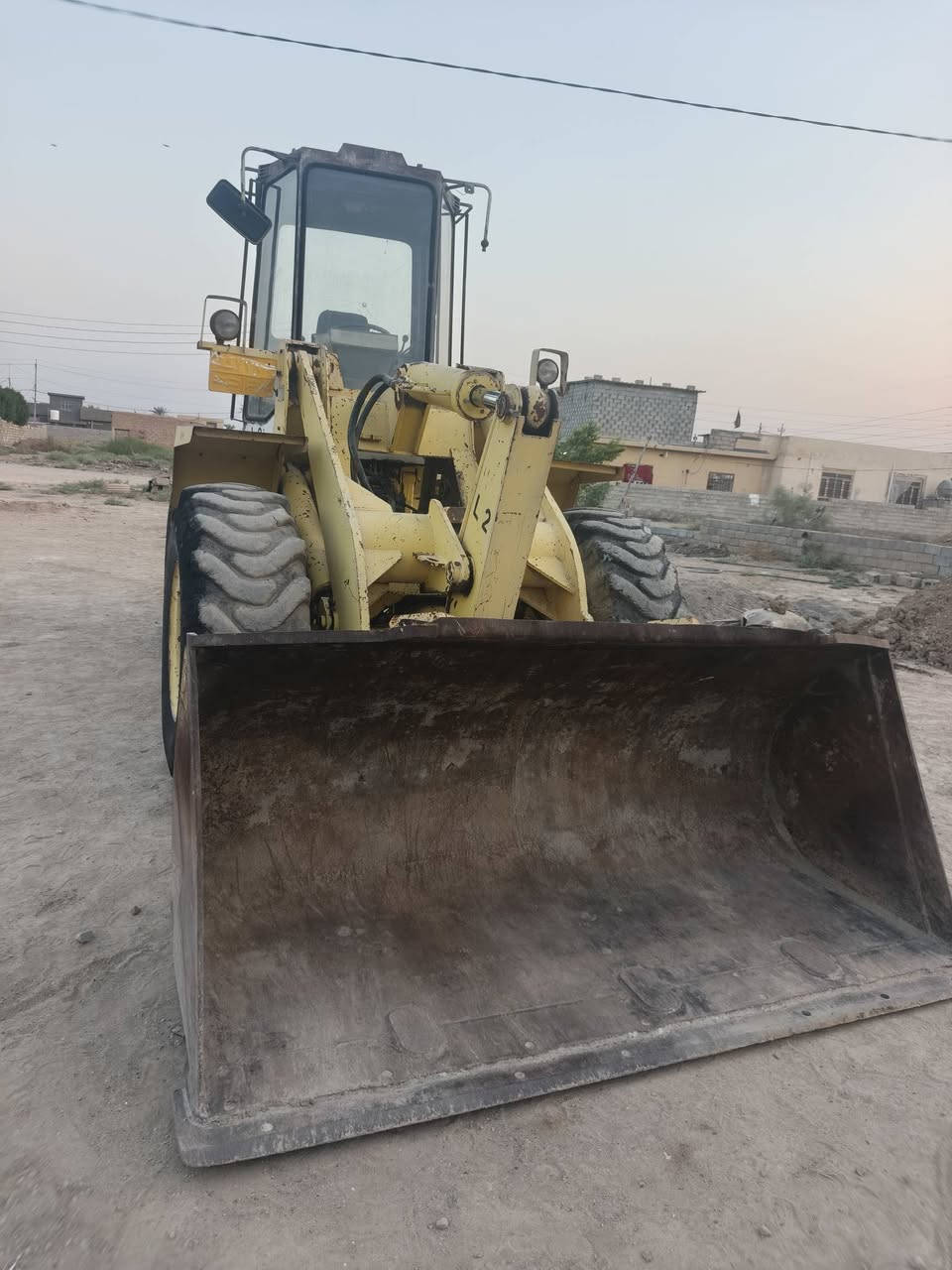 السلام عليكم شفل حجم 65 بلا روس مكينه فالفو كير مكينه اكسل خير من الله كيله نظيفه تايرات نظيفه جدا
موديل 2001 
الشفل مال مزاد والتفاصيل أكثر اتصل وتدلل ***********
***********مكاني بغداد حسينية راشديه قرب شارع المرور
