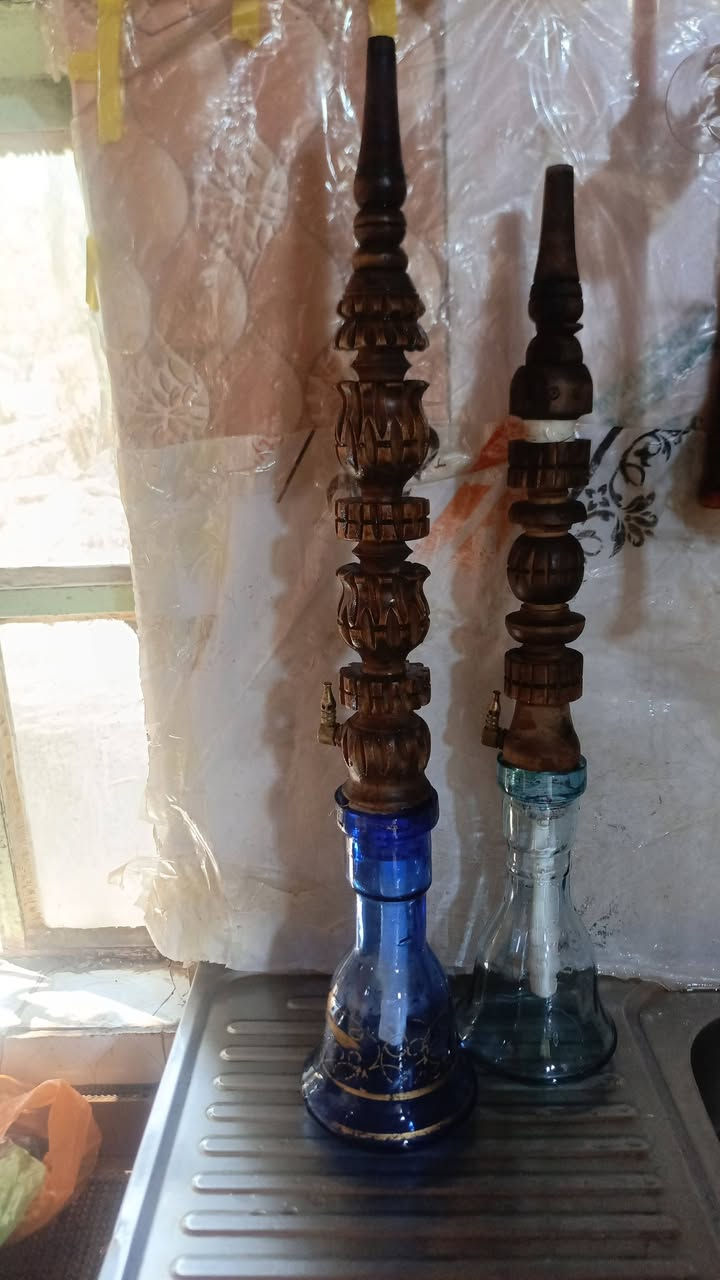 السلام عليكم غرض كوفي كامله نراكيل قنفات و كراسي ل بيع  العنوان سماوه الرميثه 
***********

نص مكتوب في الصور:
- CAMON 20 Pro 24mm f/1.7 1/100s ISO151
- CAMON 20 Pro • 24mm f/1.7 1/100s ISO160