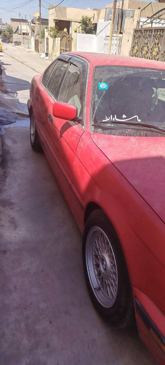 موديل 88رقم كركوك مشروع وطني محرك 20 مفتوح السياره نصبتها تخبل كشن جلد كهرباء جام عادي تبريد ويه السويج صدر تخم تاير باتري صار شهرين من بدلتهم السياره بس الصبح من تشغل شويه ادخن وراها تكطع مكفوله من الضربه والمعجون قطره خياس مابيها ولا معمره علمآ السياره ممغسوله السعر ٤٠ وبيها مجال للطيبين مكان السياره كركوك *********** تحويل ثاني يوم كركوك, العراق
