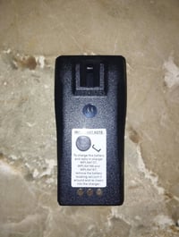 بطاريه لاسلكي MOTOROLA للبيع عندي تقريبا فوك العشره للاتصال 0773446364...
