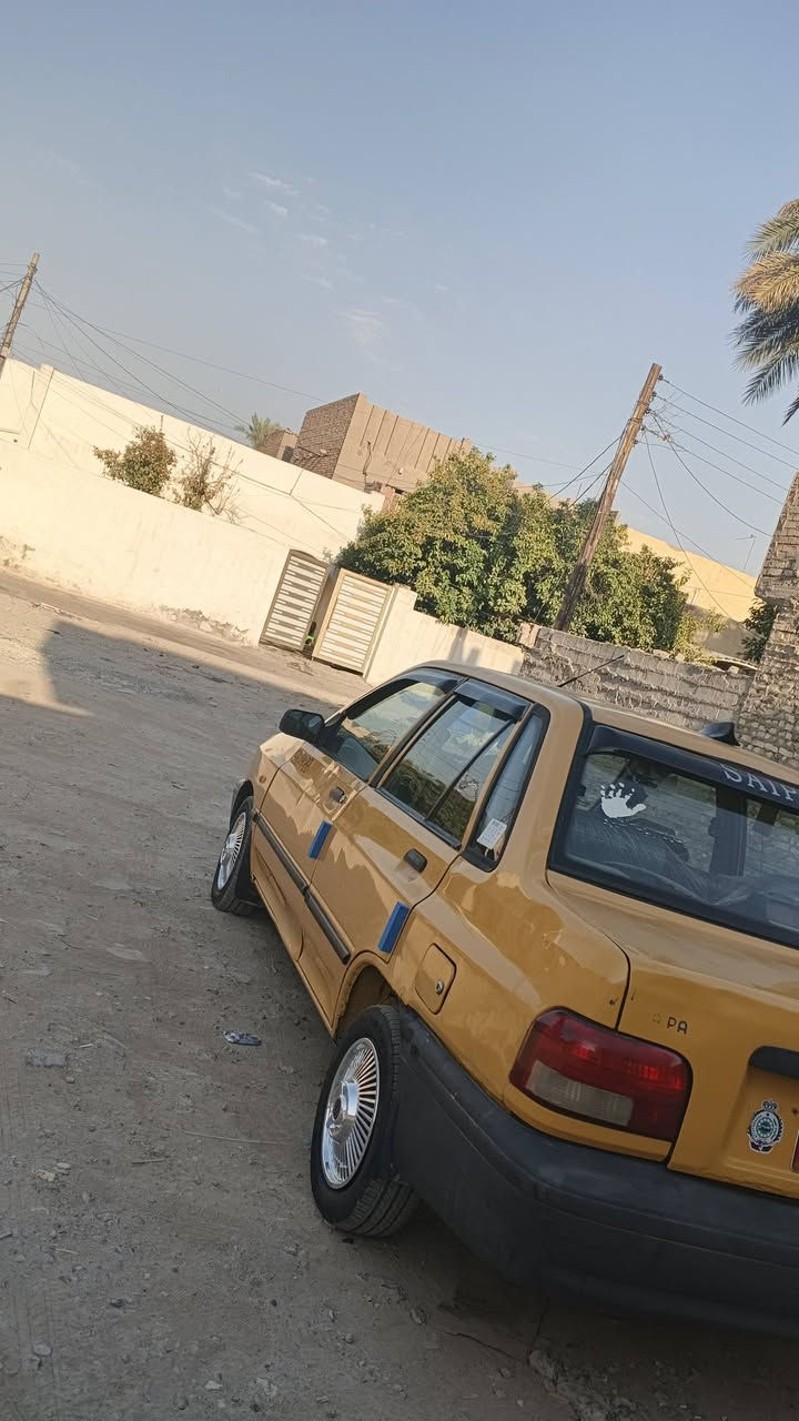 السلام عليكم سايبه موديل 12 للبيع سنويه لل 2023 عظم عاج رقم الماني ميسان مكينه وكير نظاف كلشصدر خلفي امامي نظيف كهربائيات كلها شغاله تبريد بوري طاق بيها هيئه غرامات غير مسؤوله عليه مسؤول فقط عن الوكاله السياره احلى من الصور تراي 130 تمشي بيها السعر 14 ورقه بيها مجال بسيط حق الجي مكاني بغداد رقم الهاتف ***********
