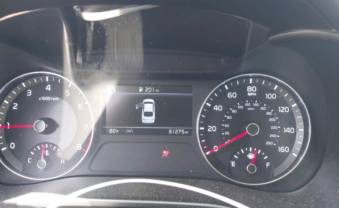KIA Forte, Lxs 2024
حادث بسيط التفاصيل موضحه بالصور 

واصل بغداد مصلح ومكمرك 12,000 دولار 
وبيها مجال  ***********
