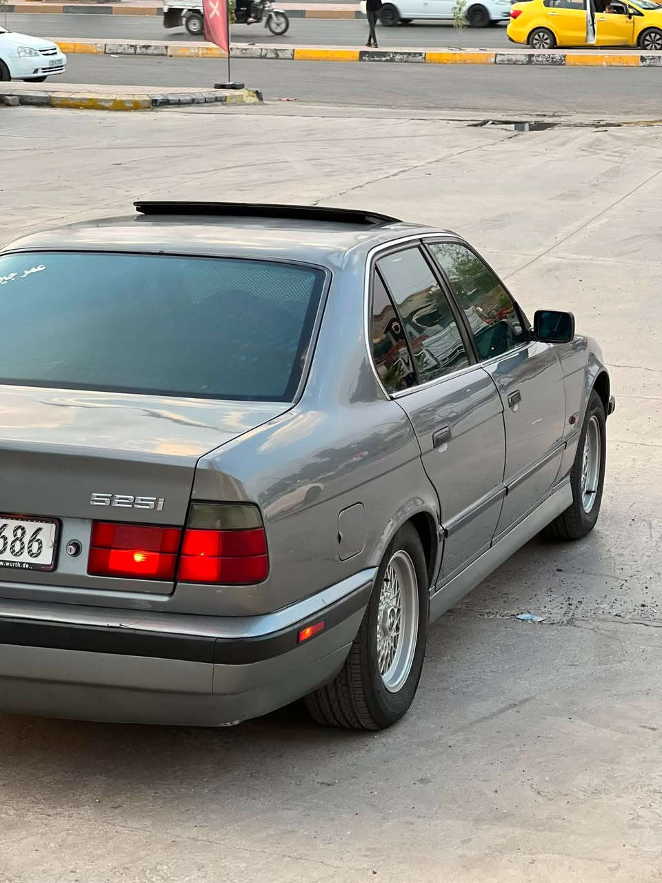بي ام دبليو 525i • ١٩٩١ • كير اوتو