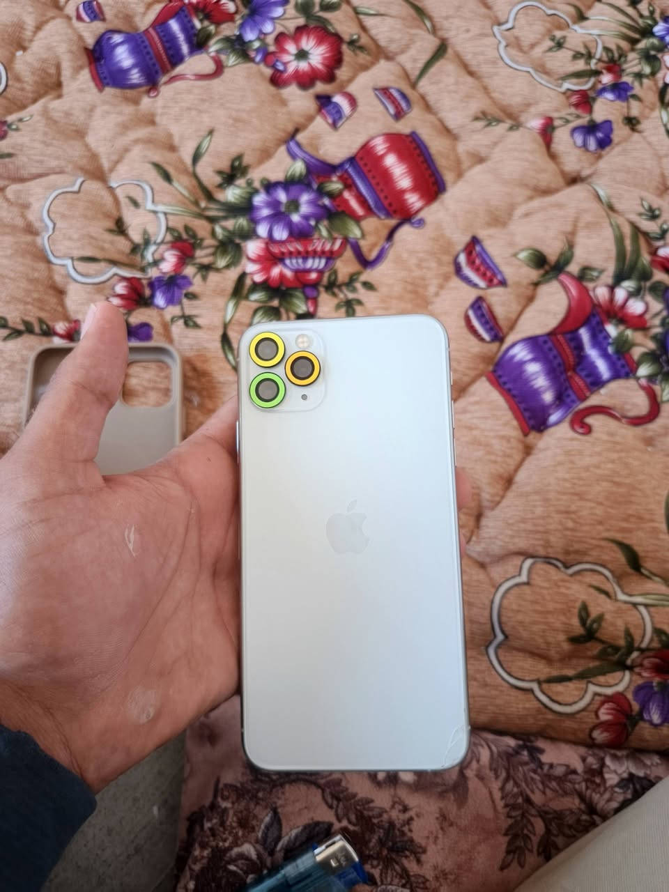 السلام عليكم 11 برو ماكس  مبدله شاشه وبطاريه والفيس ايادي متوقف موبايل فول مواصفات سعر 250وبيه مجال حك جيه التواصل وتساب فقط  ***********
