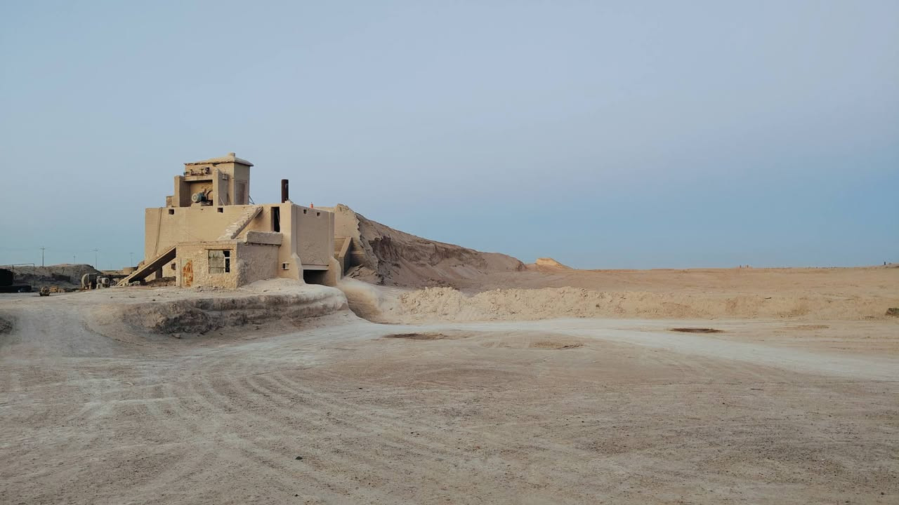سلام عليكم يوجد جص الجزيره حمل فول تصعيد كواني كادر عمل كامل بسعر مناسب ومن الله توفيق الرقم الاهاتف ***********
