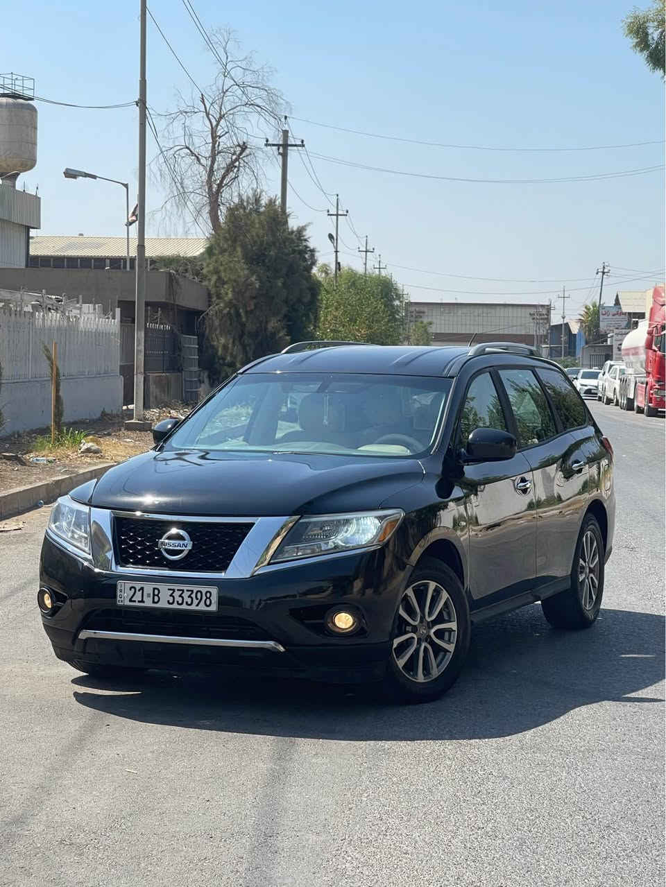 نیسان پاسفاندەر ٢٠١٣ خەلیجی
ڕەقەم و سەنەوی نوێ 
بەشەرتی تحویل و غەڕامە
دوو پارچە سبوغ بێ داخلی
سەیارەکە خەلیجیە ٧ نەفەرییە
گێڕ مەکینە تەبرید بەشەرتە
نرخ ١١٨ وەرەقە و مەجالی تێدایە
*********** أربيل, العراق
