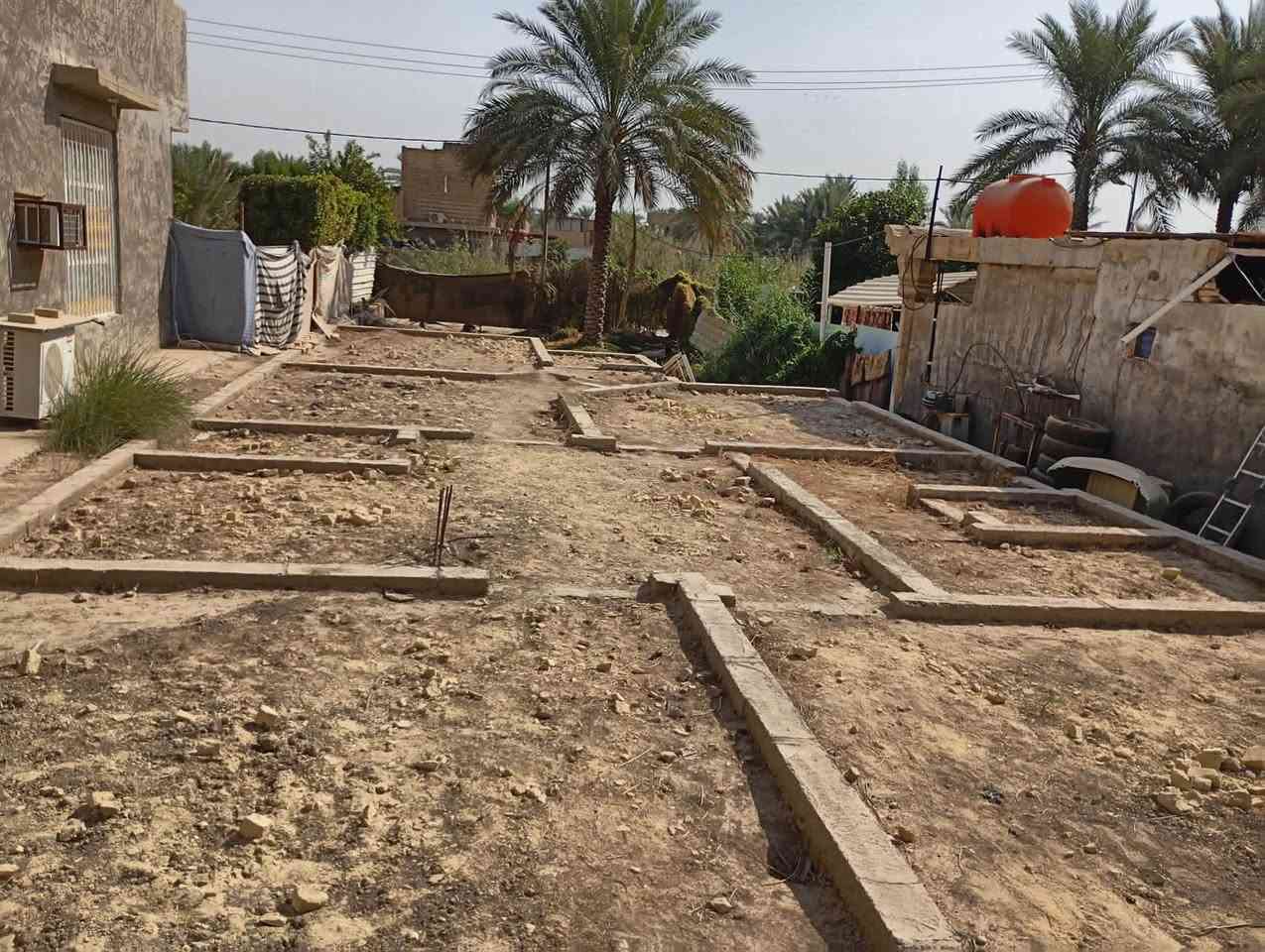 بتلو للبيع  مساحه400 متر
خارطه درجه اولى
مكان الحله ناحية عنانه
متوفر تبليط ومي وكهرباء 
السعر 30 وبي مجال 
للاستفسار ***********
