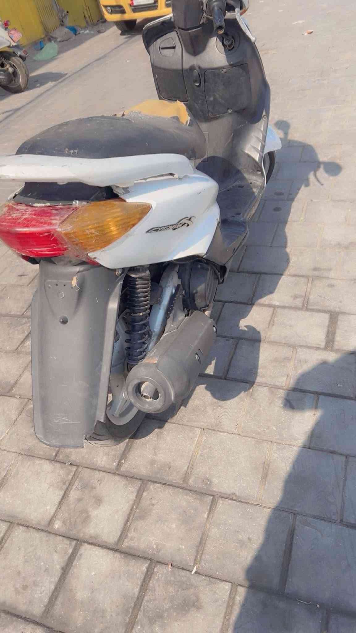 سكنس البيع 
بغداد حي وار 
٤٥٠
***********
