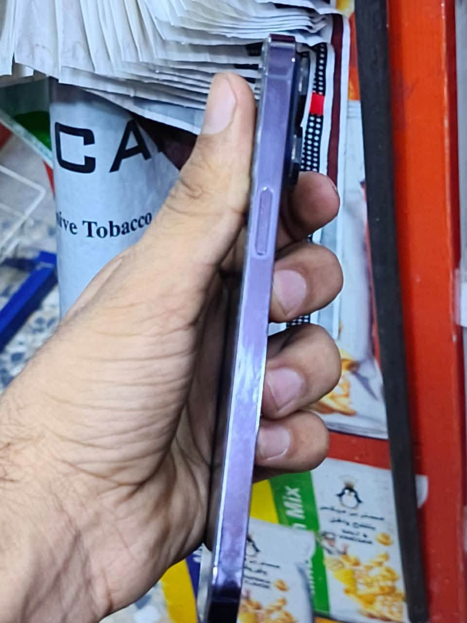 سلام عليكم آيفون  14 برو ماكس
جهاز مكفول كفاله عامه شخط مابي ذاكرة 512g بطارية 91 

السعر 850 قفل من الأخير 
مكاني بغداد العبيدي

اتصال:***********
