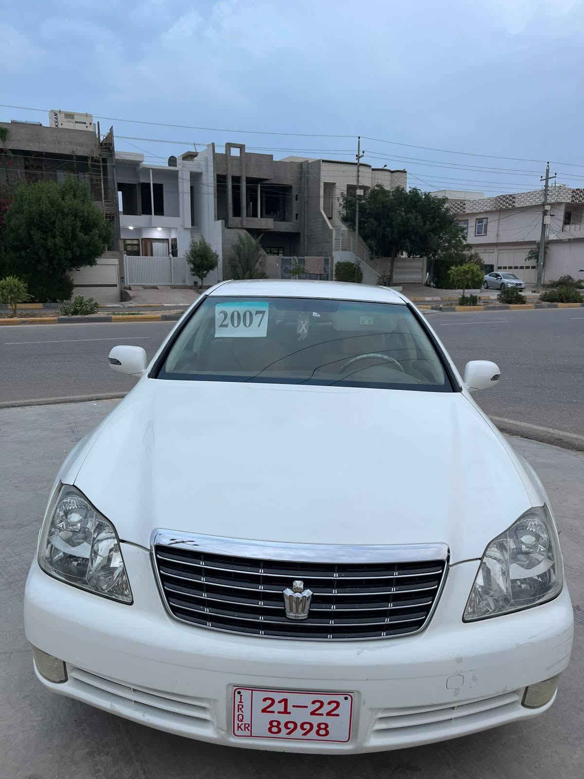٢٠٠٧ • يد واحدة • كاميرا