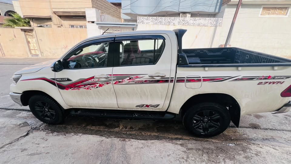 هايلوكس • ٢٠٢١ • فور ويل