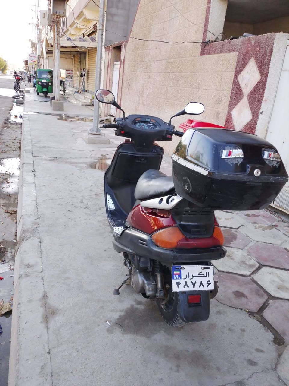 دراجة فراشة للبيع نكرة سلف خير من الله اي نقص مابيهة ربع متصرف عليهة سلف جديد قايش جديد كلجات جديدة 
مجفتة صار سبوع محرك ناعم يخبل نص سلف وهندر واحد 

(السعر280)وبيهة مجال نشاءالله

*********** اتصال فقط
***********واتساب
