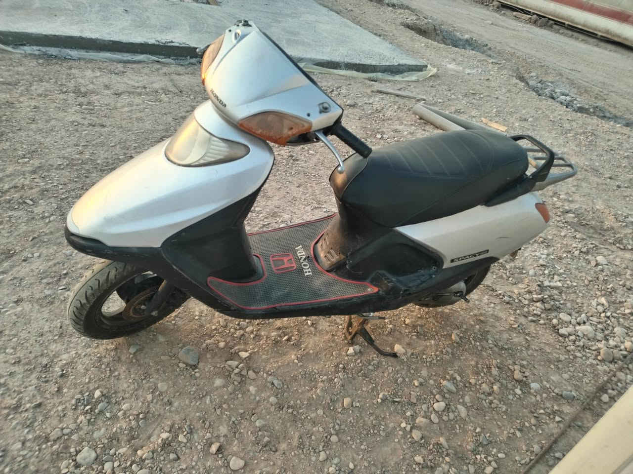 ***********
400
