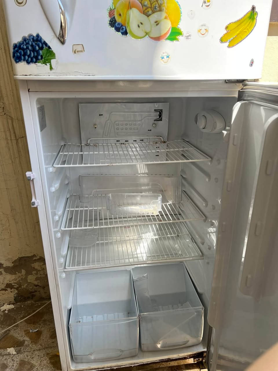 🔥 ثلاجة مستخدمة للبيع 🔥

ثلاجة نظيفة ومناسبة للاستخدام اليومي، بحالة جيدة جداً 👌

❄️ شرطنا التجميد شغال وممتاز
🧊 التبريد جيد
✅ الفحص والتجربة أمام المشتري
💯 البيع على حالتها وبكل وضوح

📍 الموقع: الموصل
💰 السعر مناسب 

📩 للاستفسار والتفاصيل الاتصال على الرقم ***********
