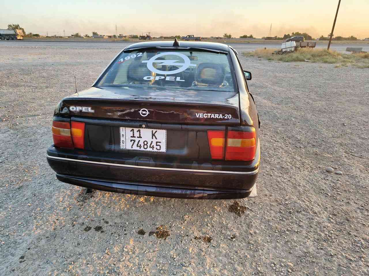 فكتره للبيع موديل 1992 مكينه 2000 شرط وگير شرط سنويه لـ 2029 السعر 45 وبيها مجال شي قليل للستفسار الاتصال على الرقم المذكور (***********)
