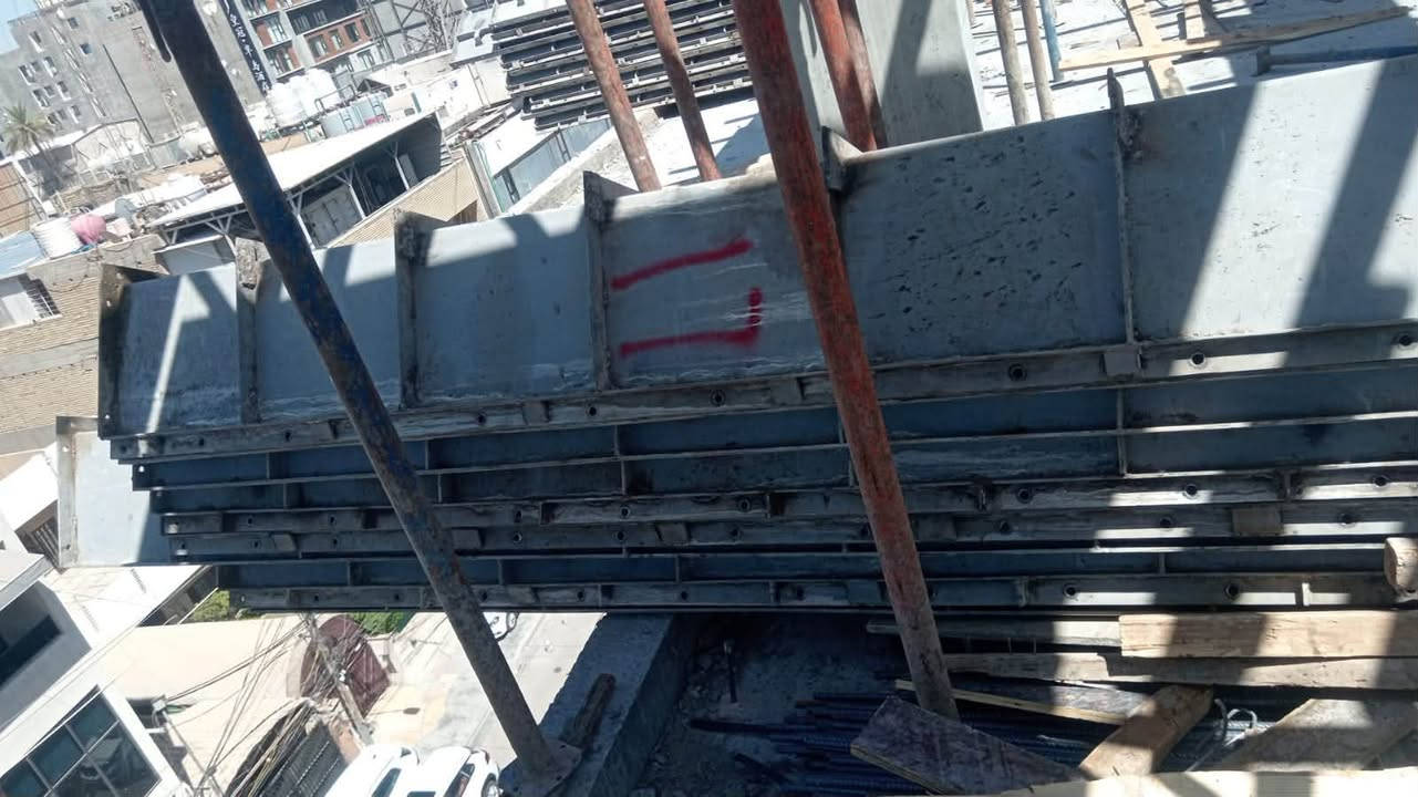 سلام عليكم دنك 60 في 40 الرتفاع 350 متر العدد 18 دنك العنوان بغداد لاستفسار ***********
