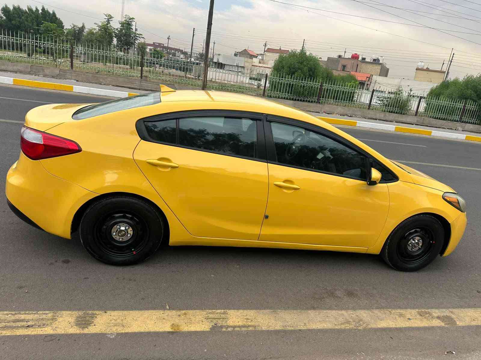 السلام عليكم سياره كيه فورتي موديل 2016وارد امريكي سونار منشور ماشيه 83الف رقم بغداد تحويل مباشر مواصفات نص فول محرك كير صدر تبريد تخم تاير مكفولة سياره جاهزه حلوه محرك محرك 1800دوش مدوشمه فول العنوان بغداد الامين شارع نواب سعر 93$بيه مجال بصيط النتصال ***********
