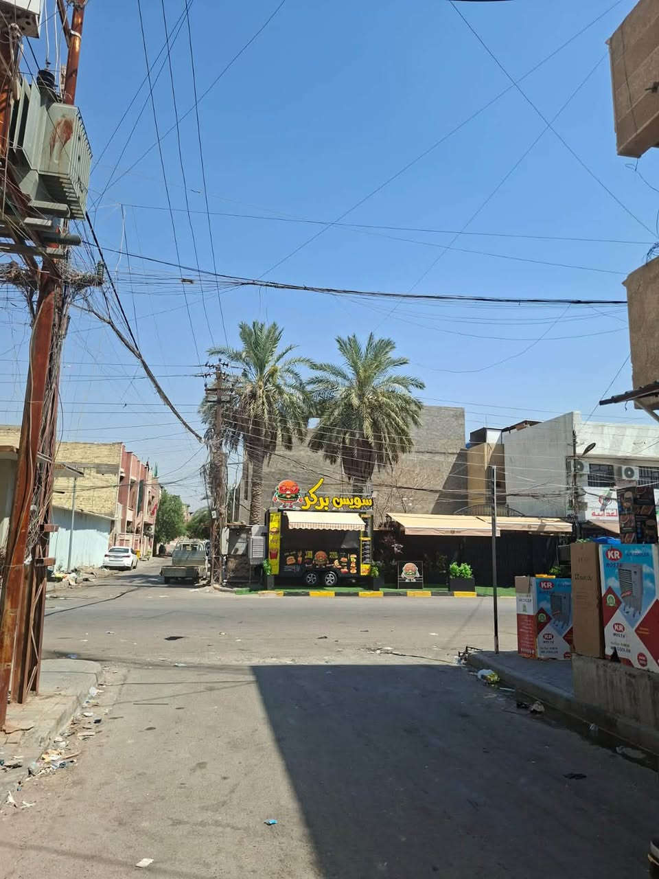 🏡 بيت للبيع زراعي 25 

📍 الموقع: حي البساتين – شارع شيخ منهل
📐 المساحة: 66 متر
🏠 بناء جديد 2025 – غير مسكون
✅ تشطيب حديث وجاهز للسكن
✅ خدمات متوفرة

📞 للاستفسار:
***********

للجادين فقط، والاتصال على الرقم أعلاه.
