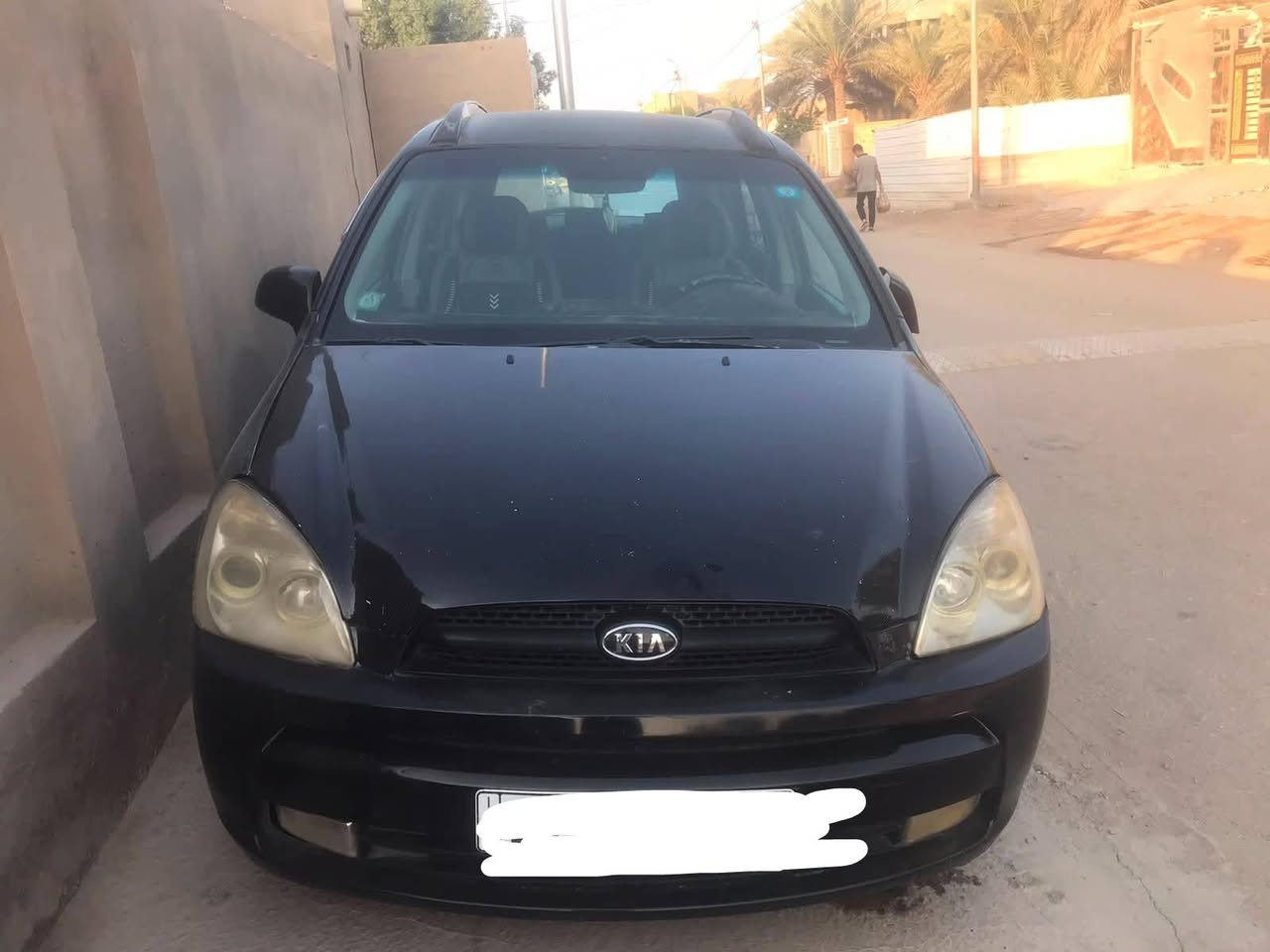 السلام عليكم 
رندو ٢٠٠٧
امريكي سته سلندر  ٢٧٠٠
حادثها جاملغ امامي بي صبغ وشويه من البنيد

مكينه وكير بحاله جيده جدا
تبريد ثلج قطعتين 
تخم تايرات جدد
حداديه جيده جدا
رقم بغداد باسمي شرط المداور ثاني يوم 

الاتصال ع رقم ***********
