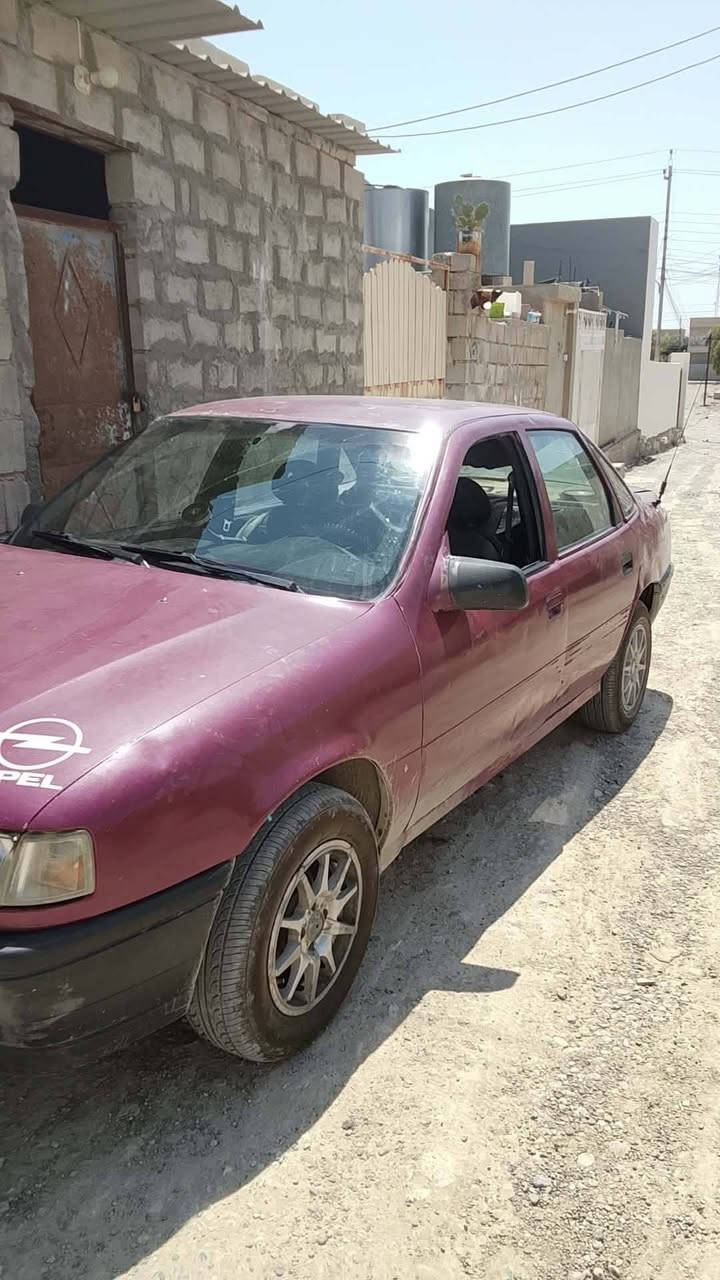 سلام عليكم للبيع اوبل فكترا حجم 16 محرك كير شرط وايرمنيه تواير طخم كله جدد دشبول شغالل سعرها 20وبي مجال للطيبين مكاني موصل متواجد فيس وللاتصال ***********

