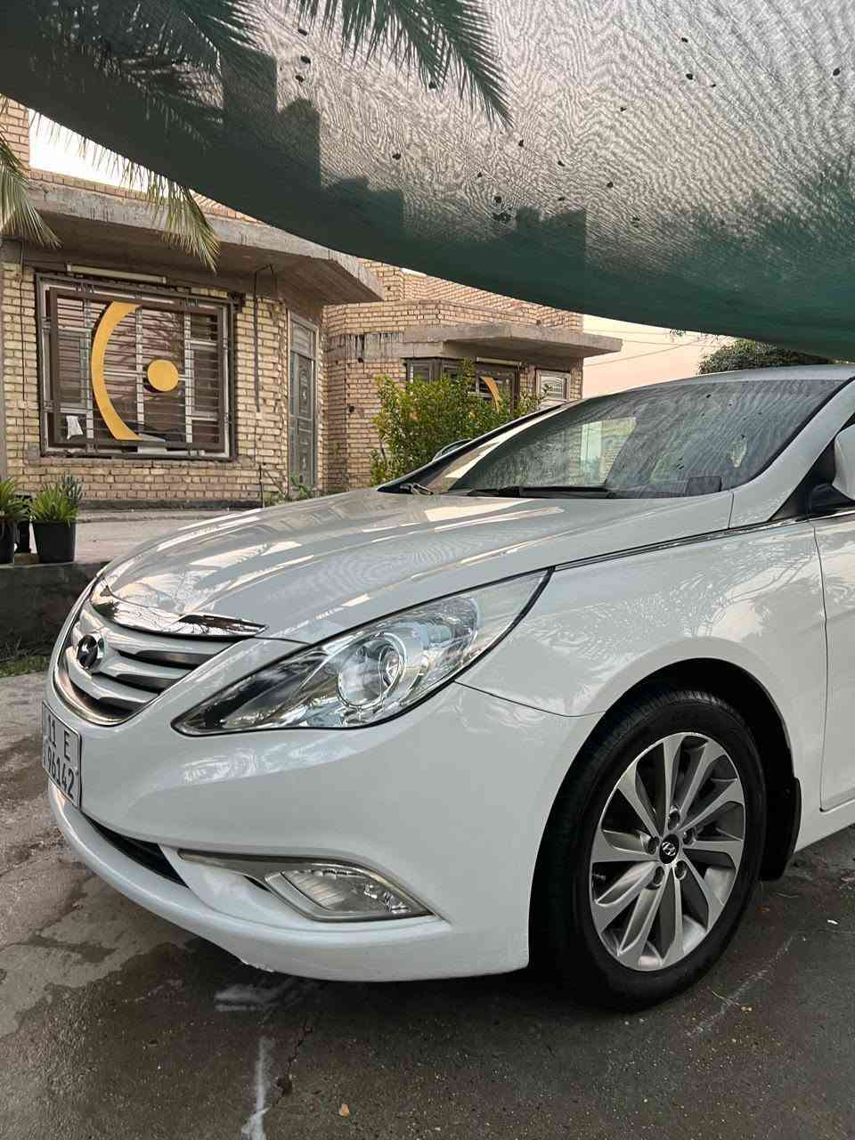 السلام عليكم ورحمة الله وبركاته للبيع سوناتا ٢٠١٤ خليجي كفاله عامه من كلشي رقم بغداد الا نكليزي باسمي 
الاستفسار الاتصال على الرقم *********** مكاني بابل 
ملاحظه السياره جديده لوك وعلى أيد وحده من الشركه
